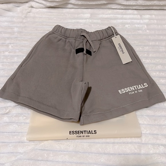 Essentials Women or Boy Short - Picture 4 of 9